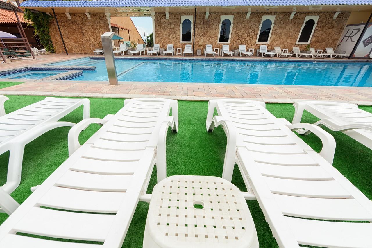 Regineh Hotel Yerevan Exterior photo